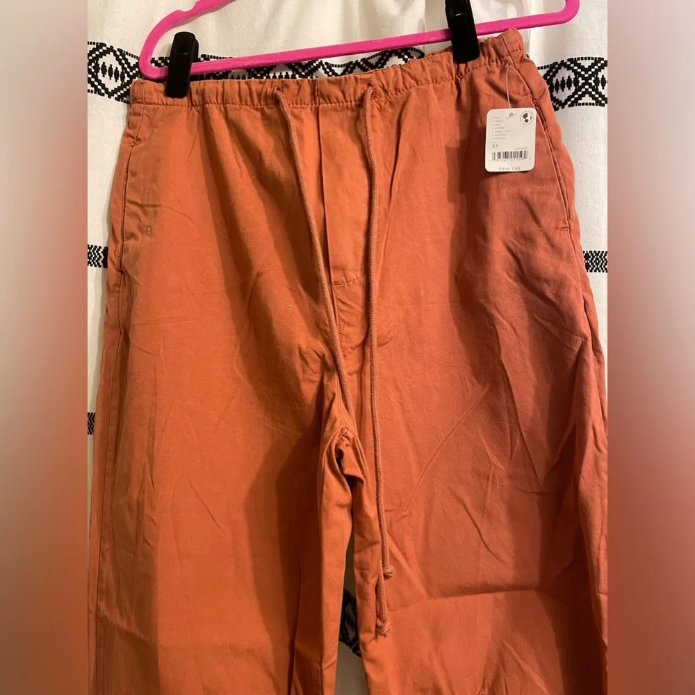 NWT New Light Parachute Pants in Terracotta XS - Picture 4 of 10